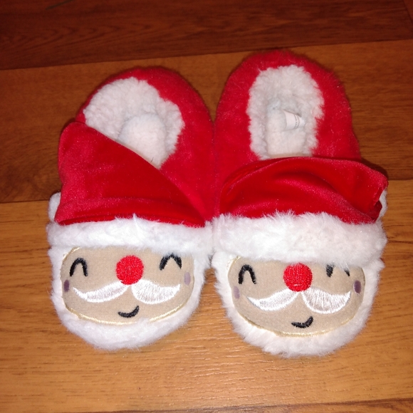 NWOT TODDLER CHRISTMAS SLIPPERS - Picture 2 of 6